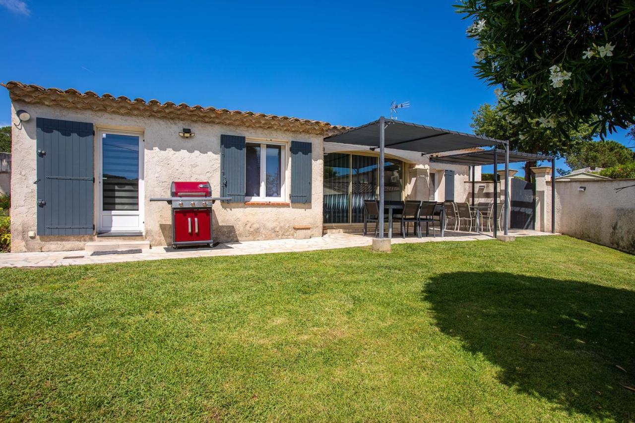 Le Mas D Emponse Avec Piscine Villa Le Plan-de-la-Tour Bagian luar foto